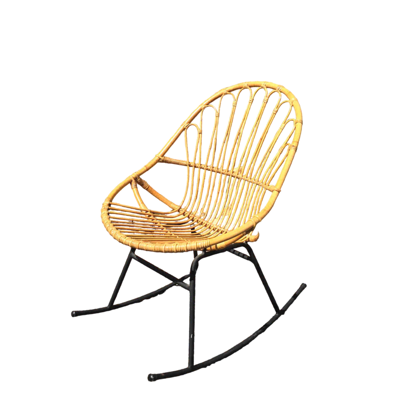 Fauteuil en rotin à bascule