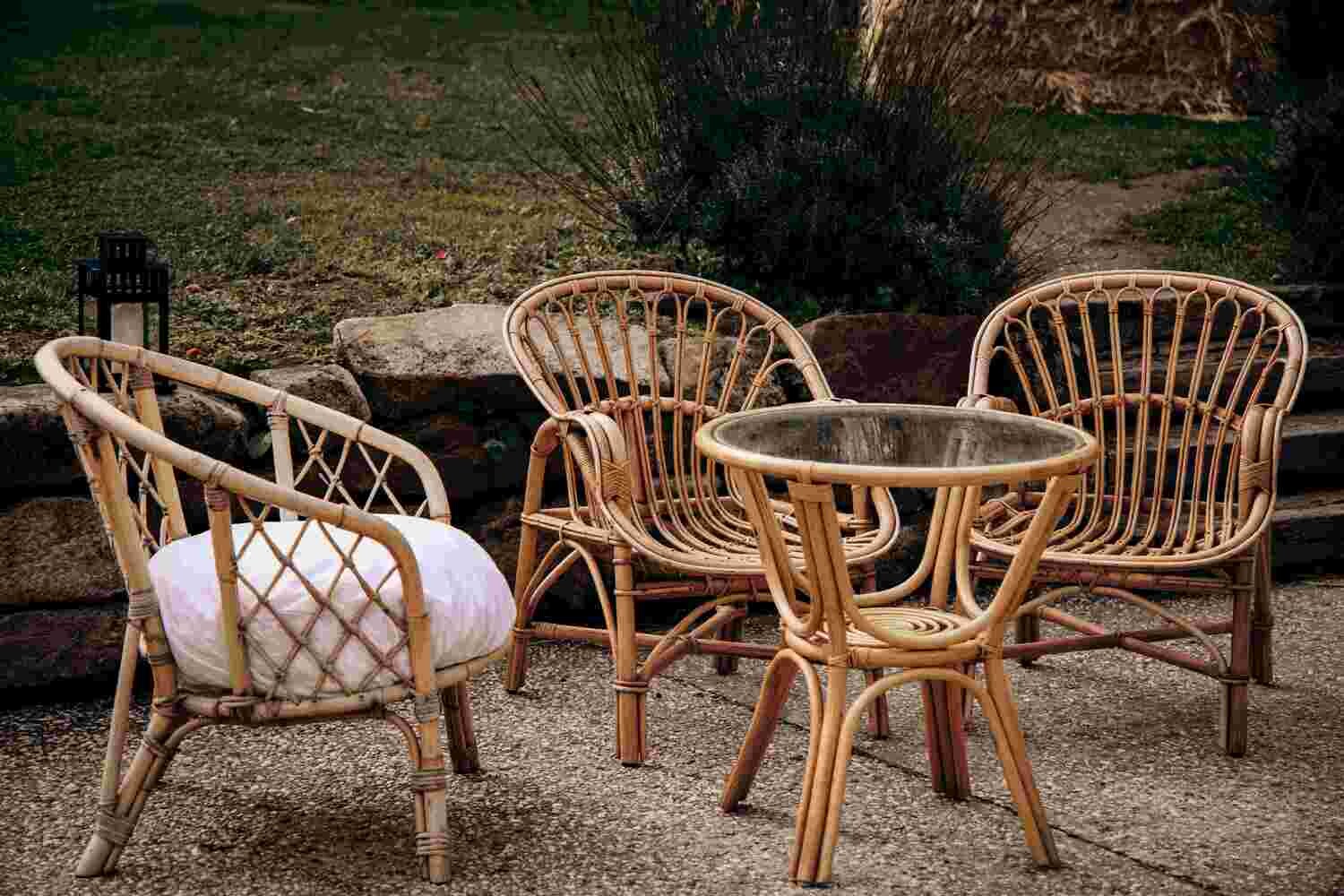 Table basse rotin ronde plateau verre