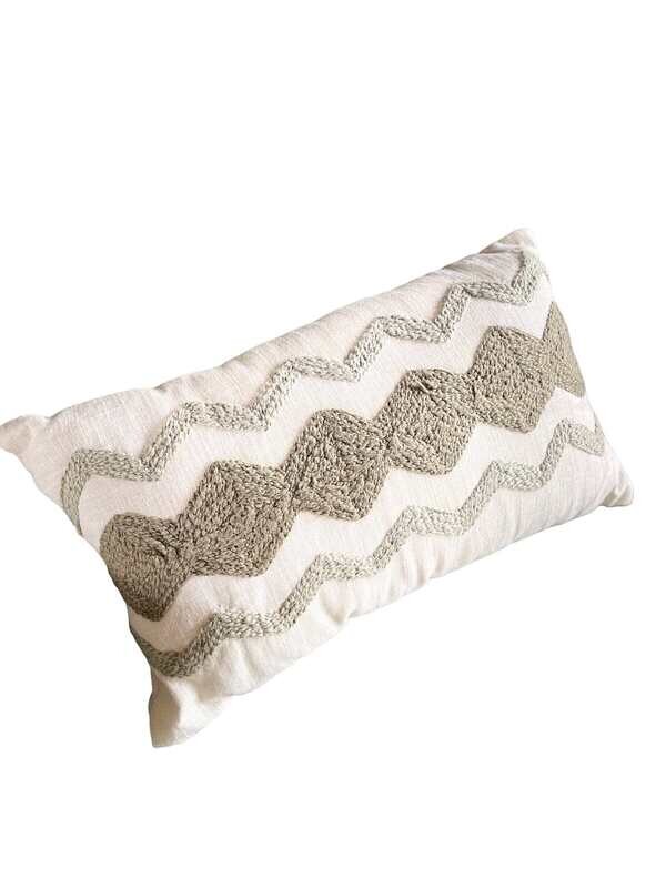 Coussin rectangle blanc cassé motif vert