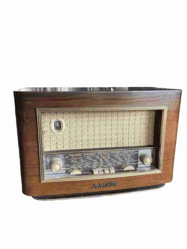 Radio ancienne point bleu