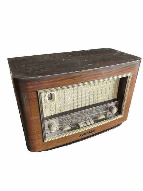 Radio ancienne point bleu