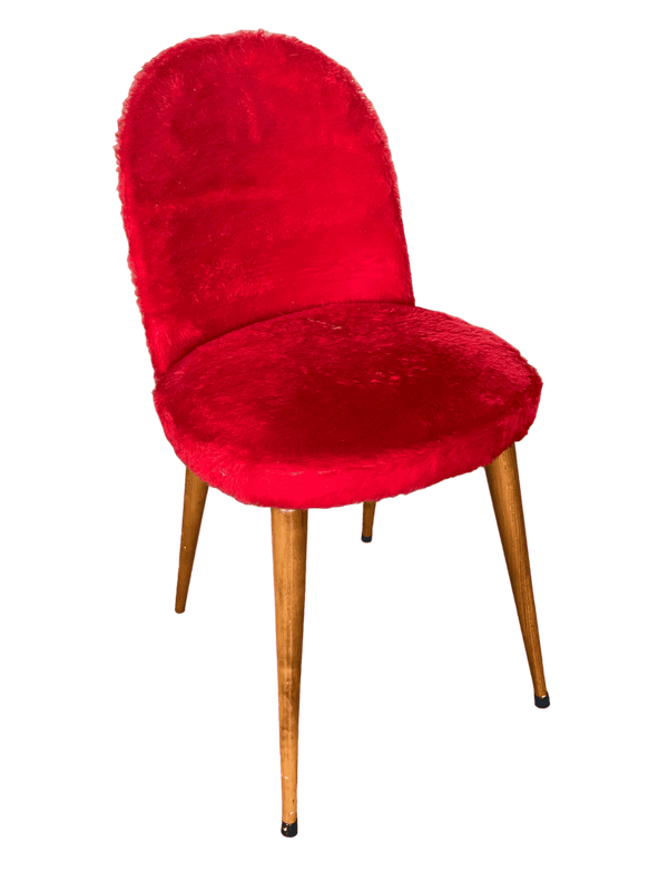 Chaise fourrure rouge