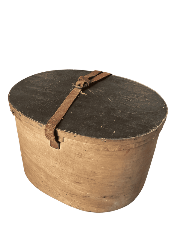 Boite à chapeau ovale