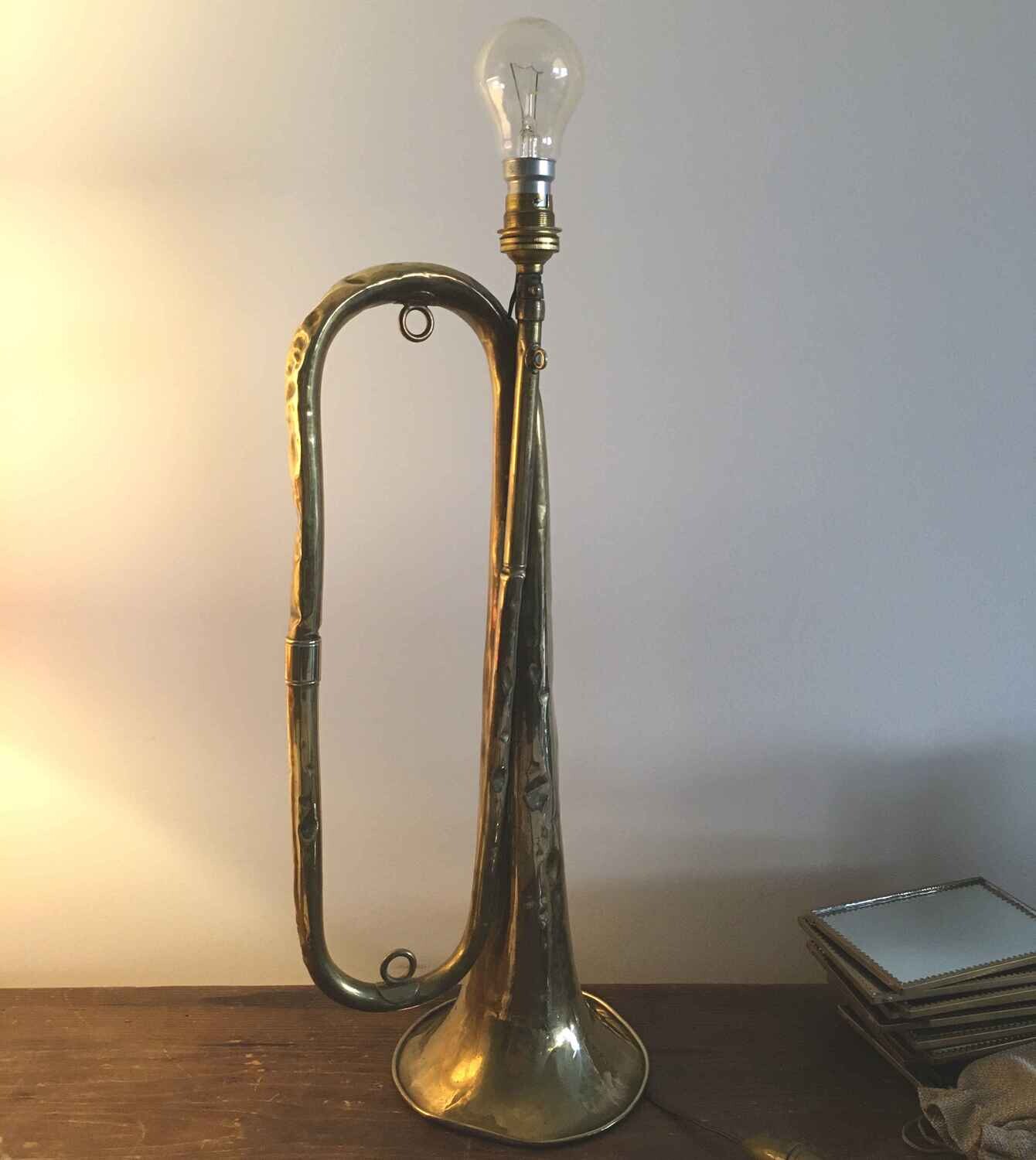 Lampe trompette