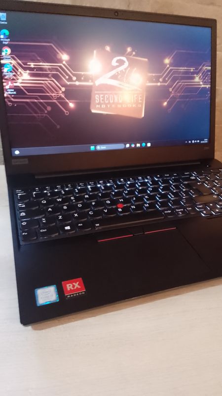 LENOVO THINKPAD E590 i7 8TH. 16GB DDR4 NVME 1TB RADEON 2GB 15,6&quot; FHD