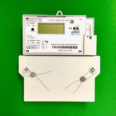 Moderne Messeinrichtung Drehstromzähler 5(60)A. ungeeicht für Photovoltaik / Zweirichtungszähler