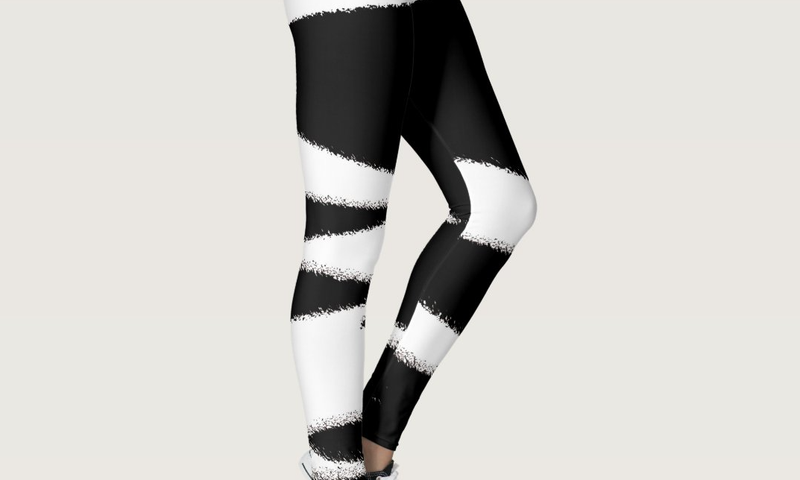 Funky art Black and white Leggings