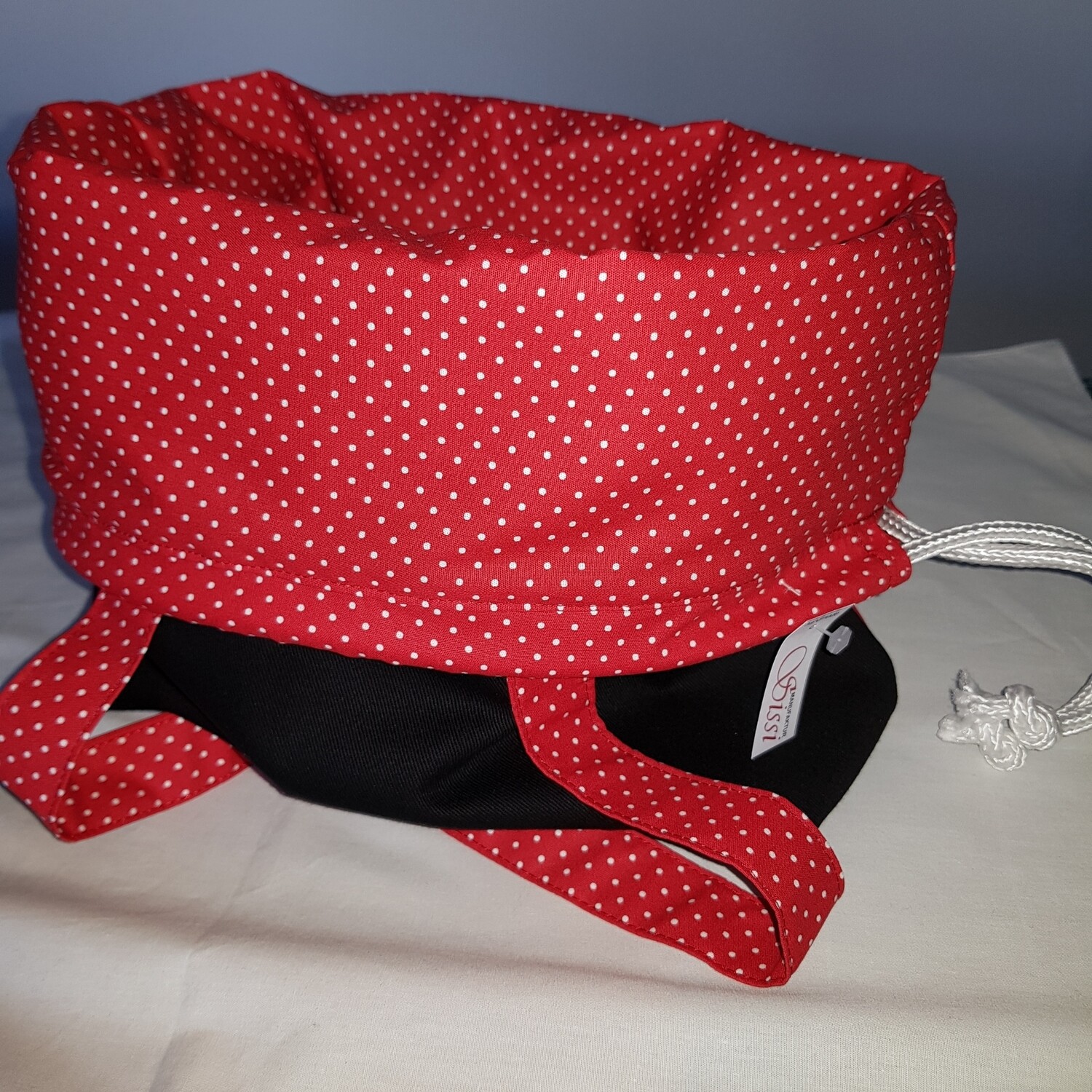 Utensilo mit Steckfächer und Kordelzug Utensilo mit Steckfächer und Kordelzug