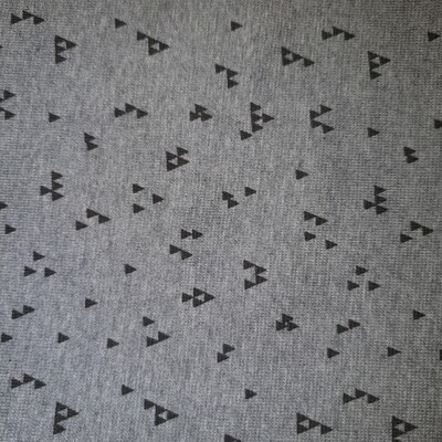 Bündchen grau dreiecke