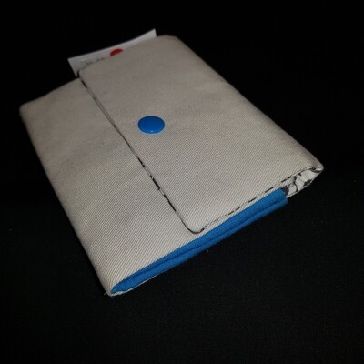 Portemonaie mit Druckknopf hellgrau blau Portemonaie mit Druckknopf hellgrau blau