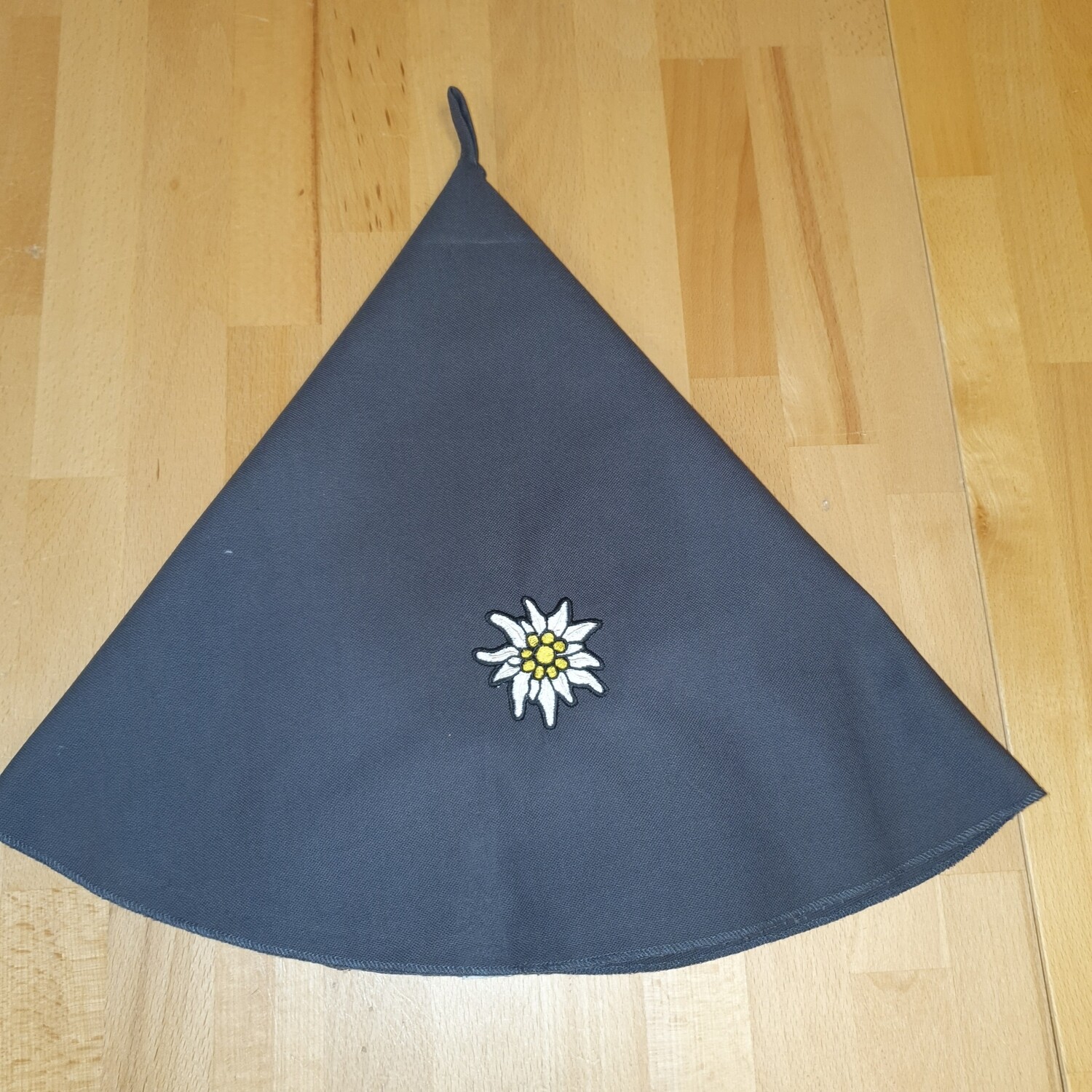 Putzlappen anthrazit bestickt mit Edelweiss Putzlappen anthrazit bestickt mit Edelweiss