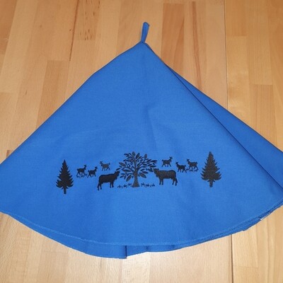 Putzlappen blau bestickt mit Scherenschnitt Putzlappen blau bestickt mit Scherenschnitt