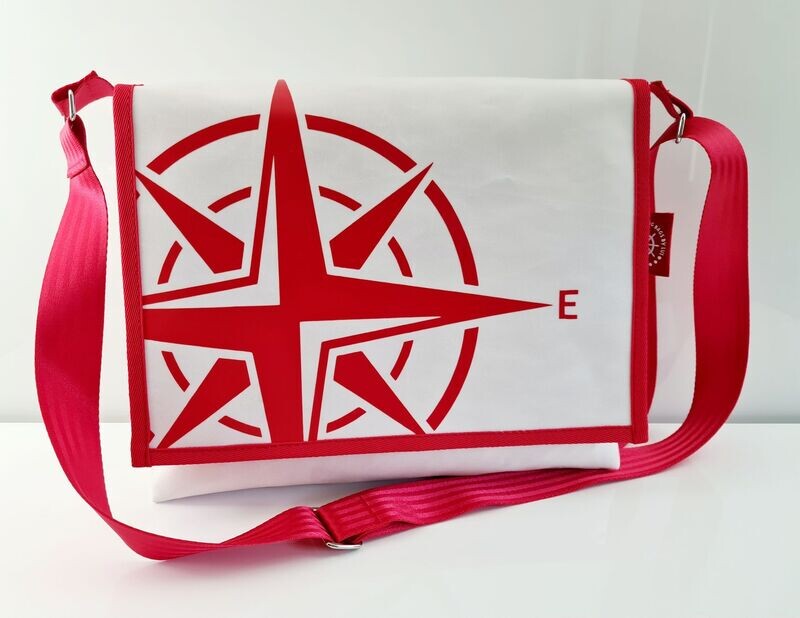 Segeltasche Messenger Bag L Segeltasche Messenger Bag L "Rosenkompass rot"