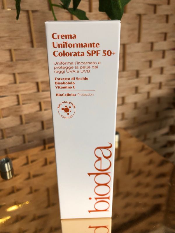 Crema Uniformante Colorata SPF 50+ Biodea