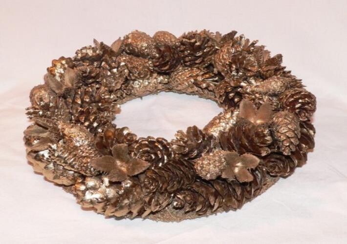 Wreath 20cm golden