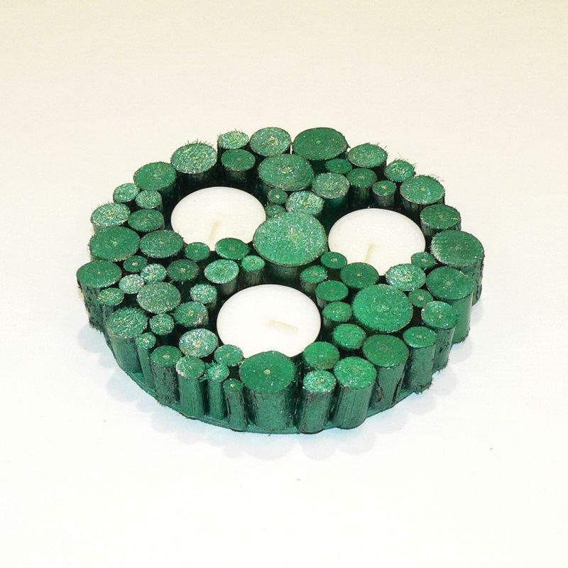 Dekors – koka ripiņu  svečturis lielais - zalš.