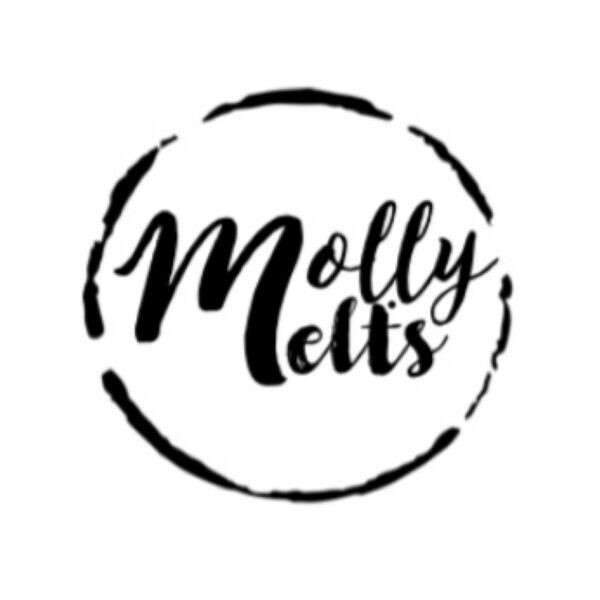 X snaps molly 