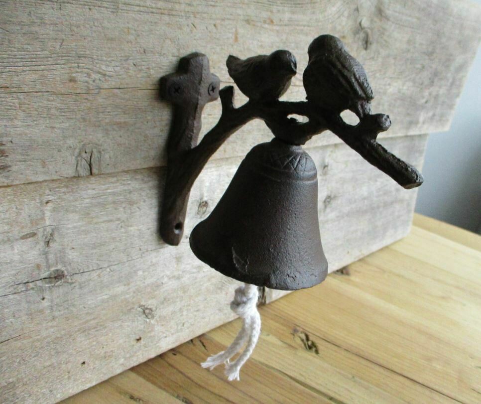 CAST IRON BIRD DINNER BELL