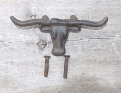 RUSTIC CAST IRON STEER DRAWER PULLS (MOUNTING BOLTS INCLUDED)