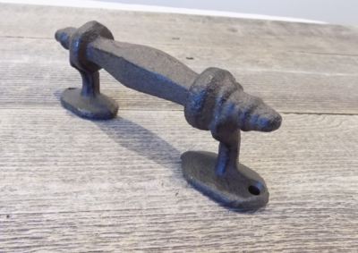 CAST IRON COLONIAL STYLE HANDLES 5 3/4