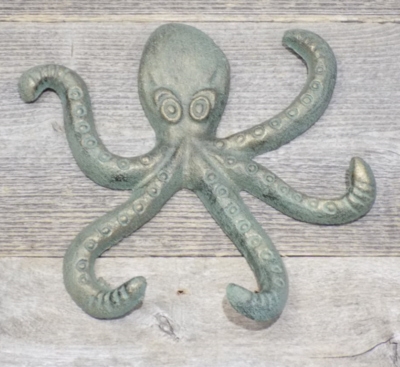 LARGE CAST IRON OCTOPUS HOOK/ DECOR LARGE CAST IRON OCTOPUS HOOK/ DECOR