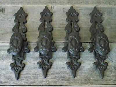 LARGE CAST IRON HANDLES 11 LARGE CAST IRON HANDLES 11