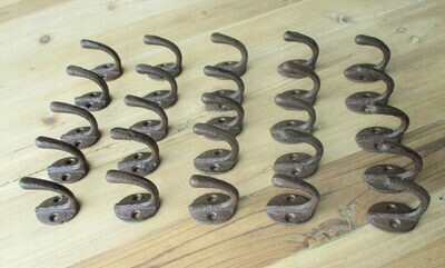 SMALL RUSTIC CAST IRON HOOKS 2 SMALL RUSTIC CAST IRON HOOKS 2