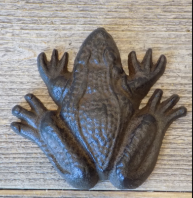 CAST IRON FROG PAPER WEIGHT CAST IRON FROG PAPER WEIGHT