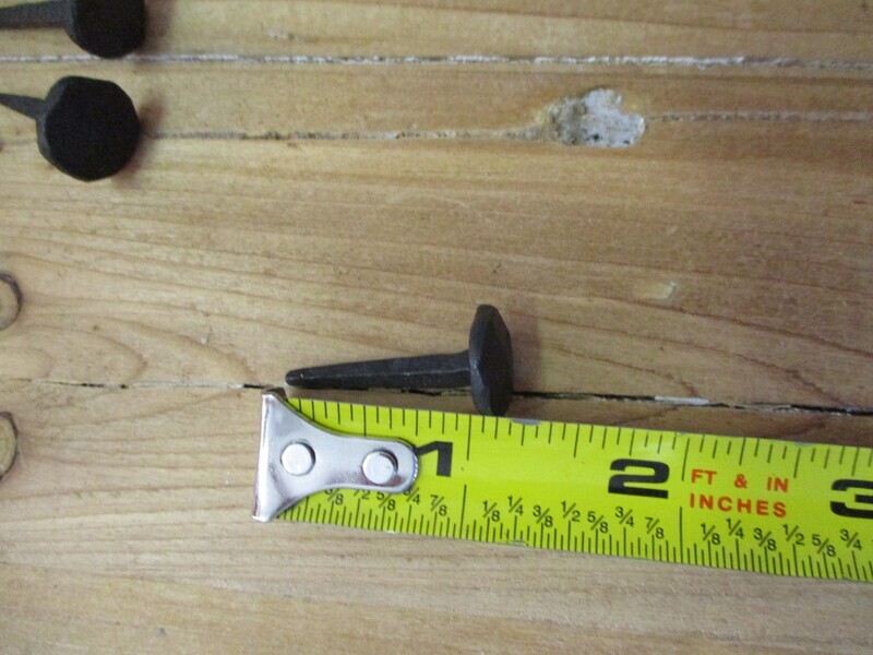 .5" BLACK HAND FORGED CLAVOS / NAILS, .5"