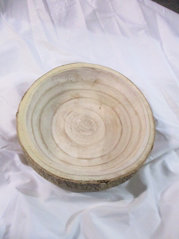 LIVE EDGE CARVED WOOD BOWL, 10 LIVE EDGE CARVED WOOD BOWL, 10 " WIDE