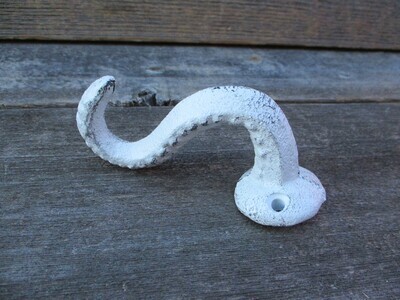 WHITE OCTOPUS TENTACLE HOOK, 4 WHITE OCTOPUS TENTACLE HOOK, 4