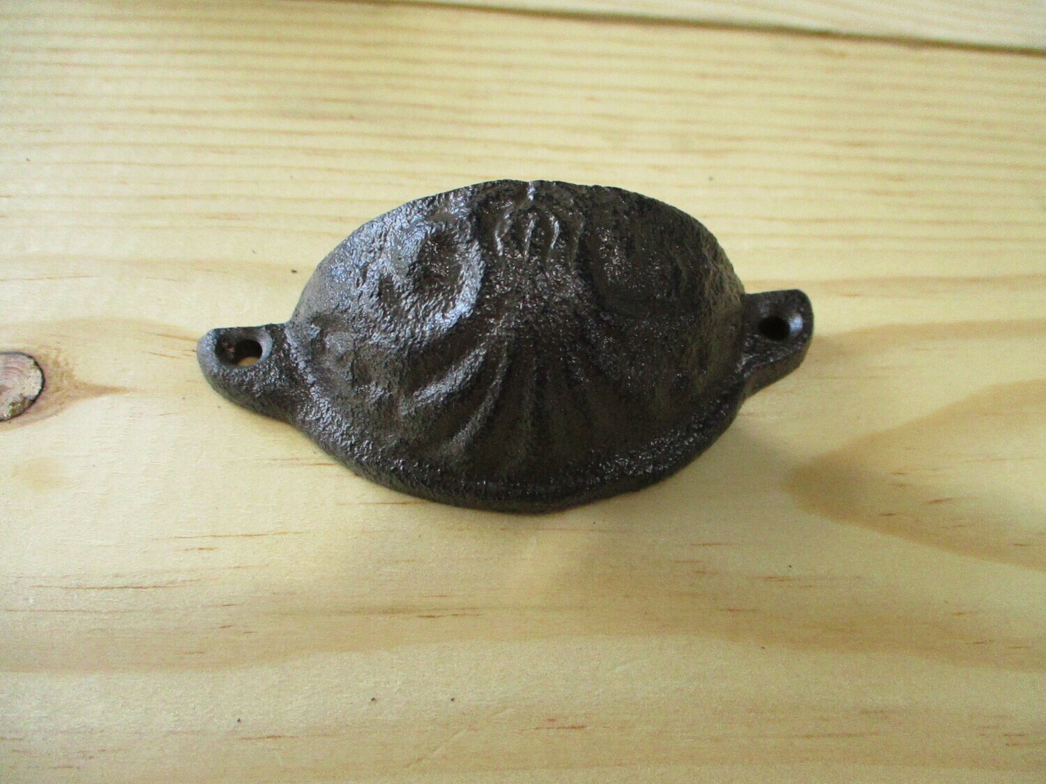 CAST IRON CUP DRAWER PULL