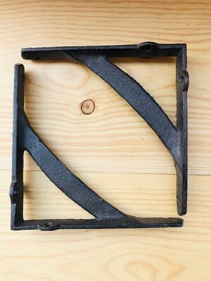CAST IRON RUSTIC BRACKETS 7.5 CAST IRON RUSTIC BRACKETS 7.5