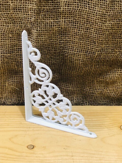 CAST IRON WHITE 7.5" X 6" WALL BRACKETS