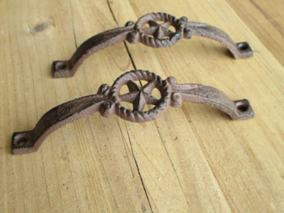 CAST IRON TEXAS STAR PULLS CAST IRON TEXAS STAR PULLS