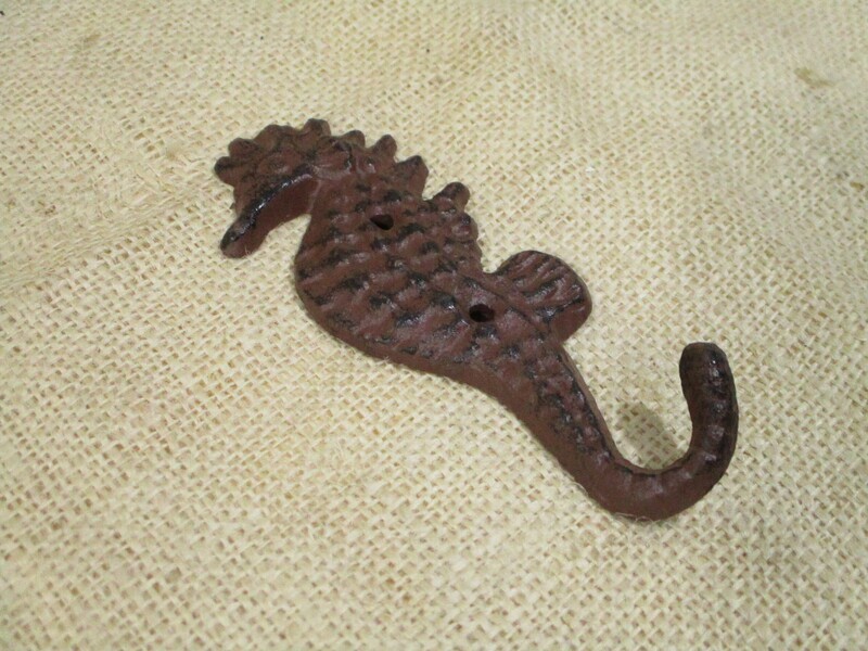 RUSTIC CAST IRON SEAHORSE HOOK, 5 1/2" LONG