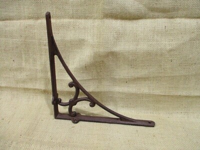 CAST IRON BRACKETS 7 1/2