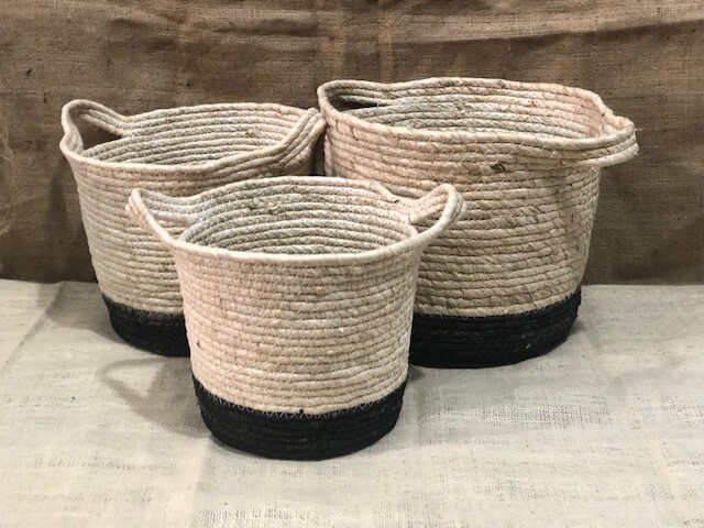 3 PIECE STRAW STORAGE BASKETS SET IN NATURAL & BLACK