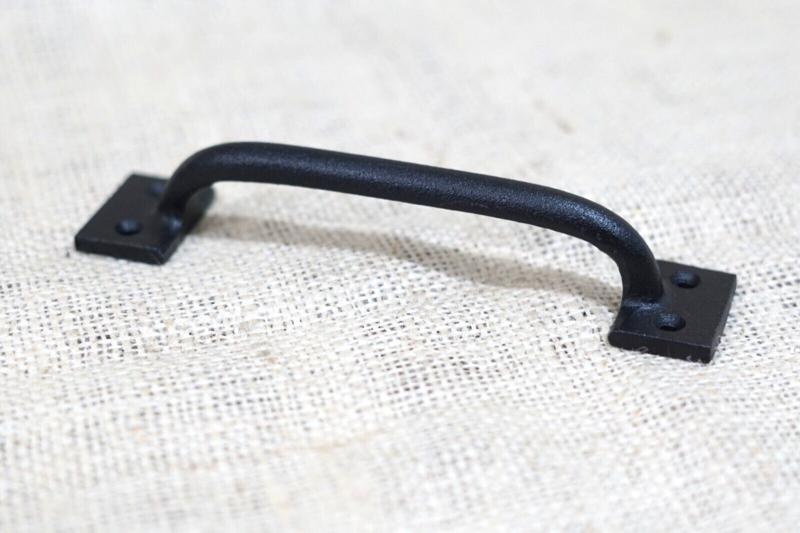 MATTE BLACK HANDLE/ PULL,  6"