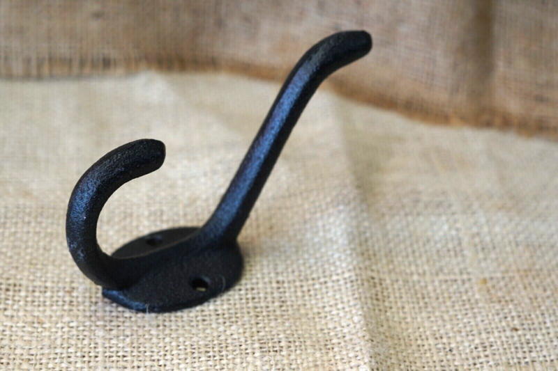 CAST IRON BLACK SCHOOL HOOK