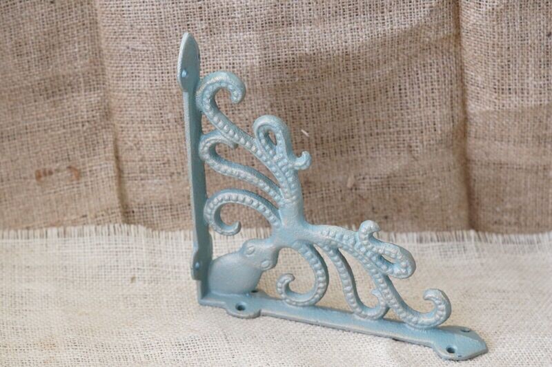 CAST IRON NAUTICAL OCTOPUS BRACKETS