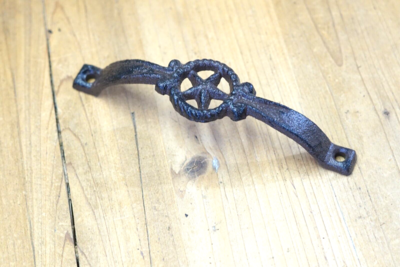 CAST IRON TEXAS STAR PULL CAST IRON TEXAS STAR PULL