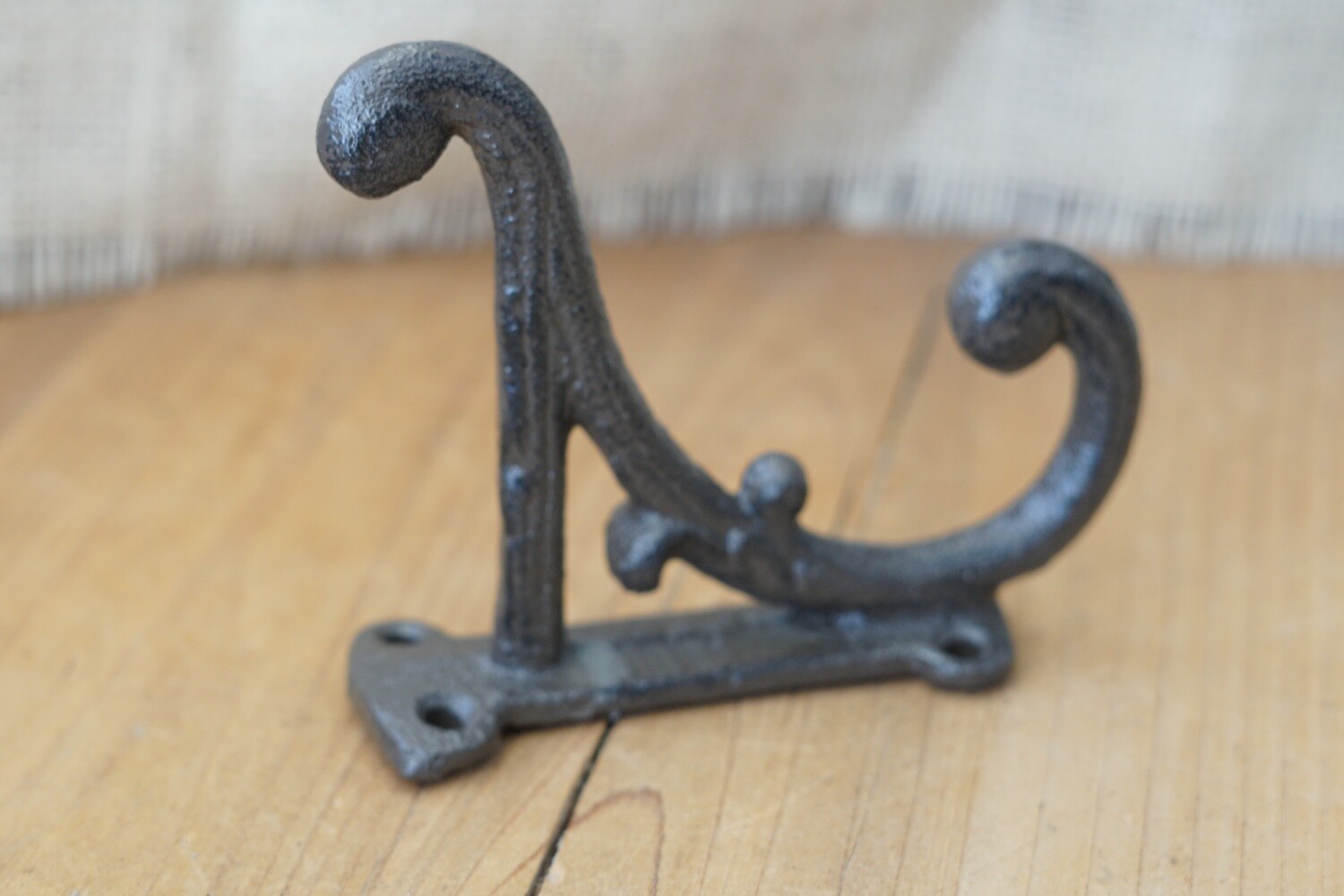 BROWN RUSTIC COAT HOOK,  ANTIQUE-STYLE CAST IRON 4.5