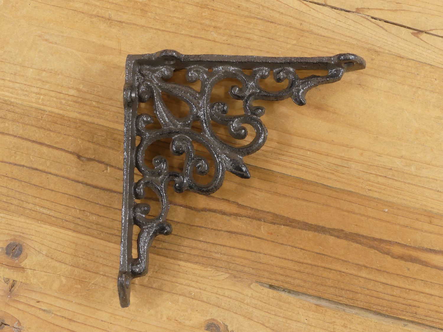 CAST IRON RUSTIC VICTORIAN BRACKETS 5 1/2"