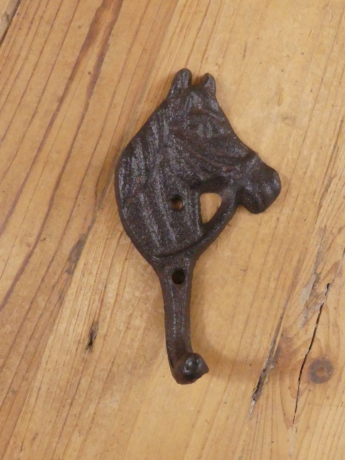 RUSTIC HORSE HEAD HOOK