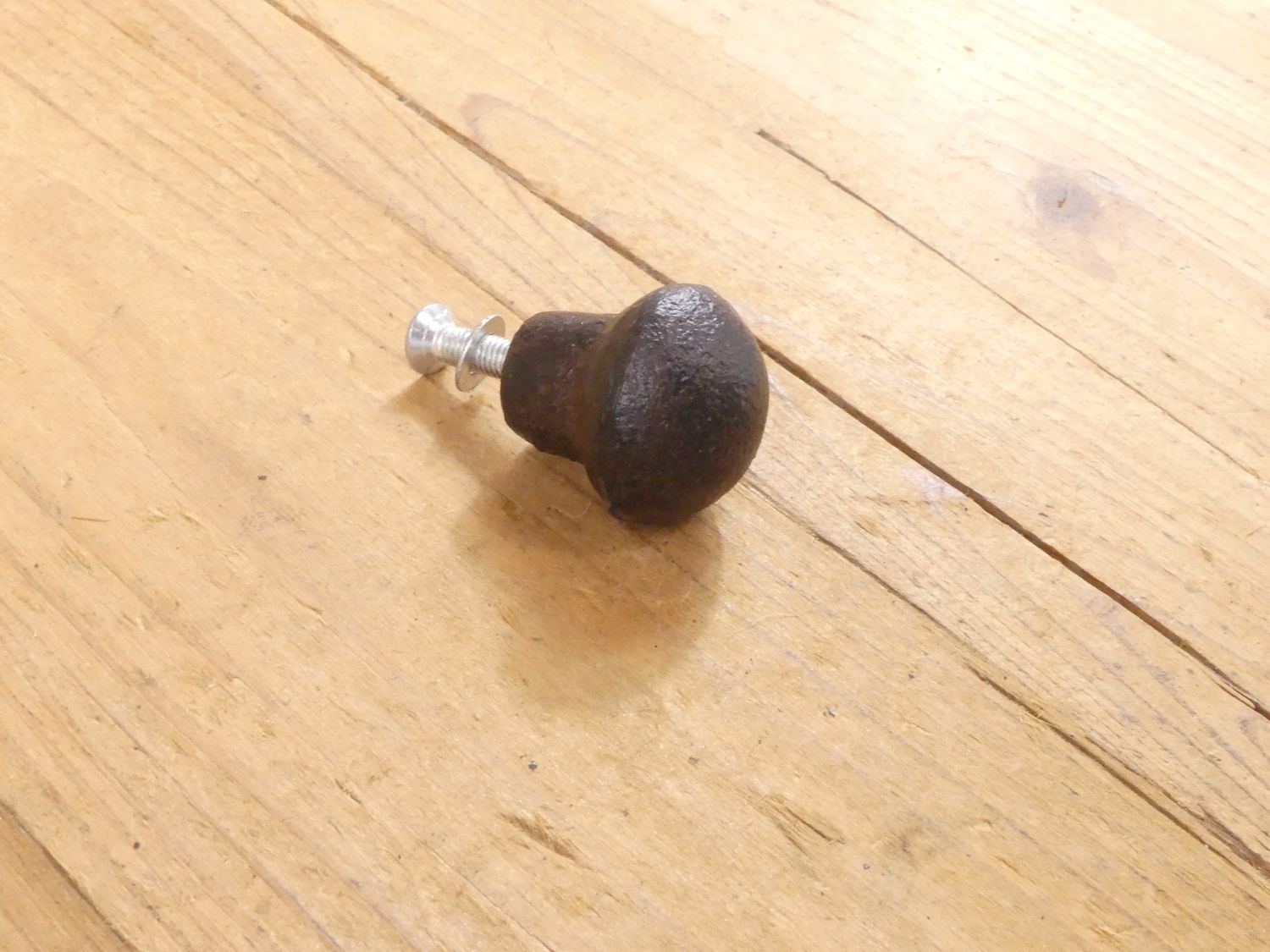CAST IRON KNOB / PULL