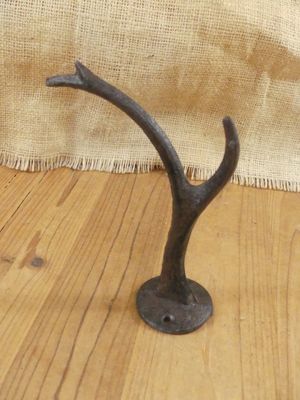 Deer antler hooks hotsell