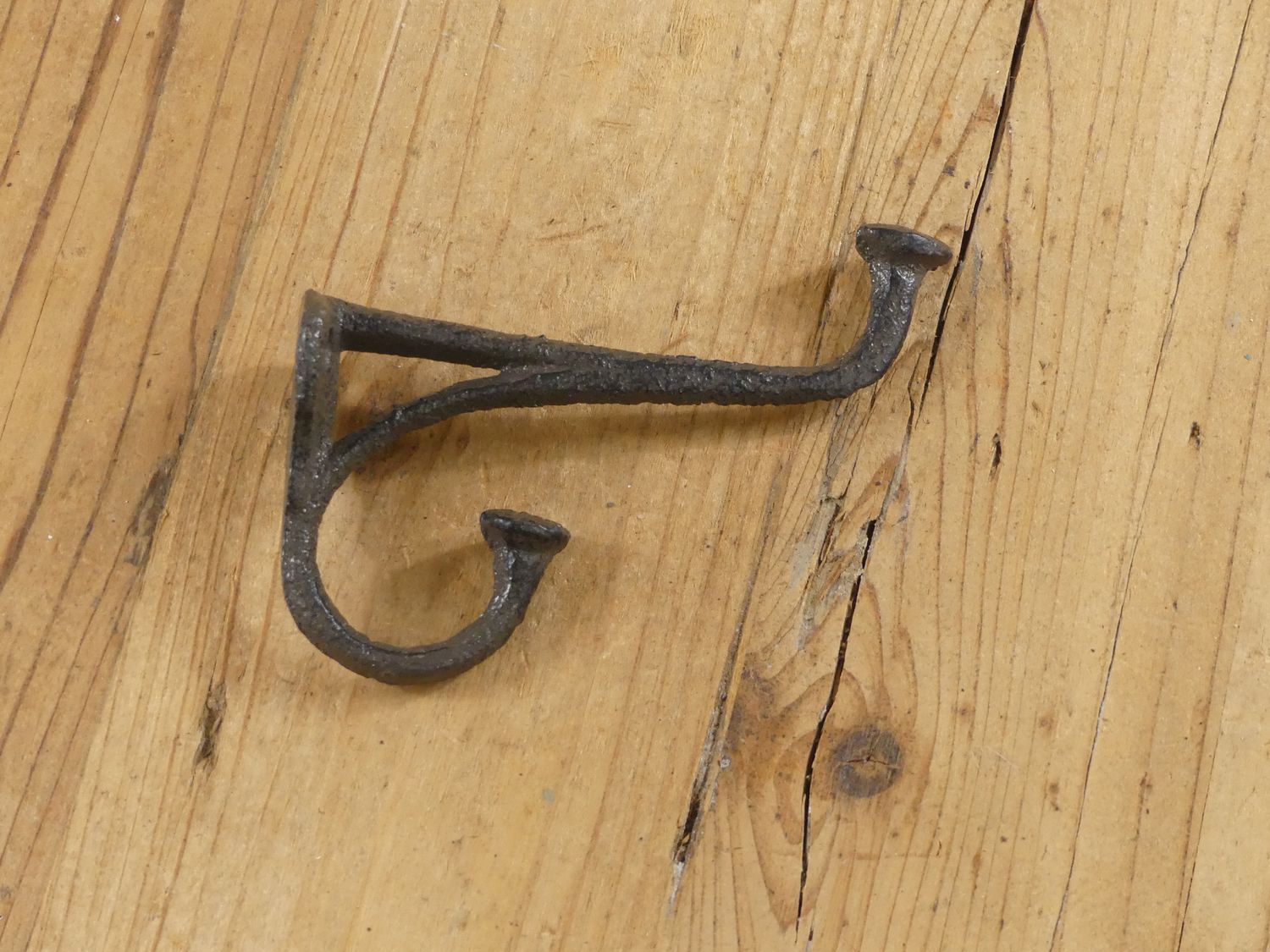 Rustic Cast Iron Flat End Hook, 4" Long​