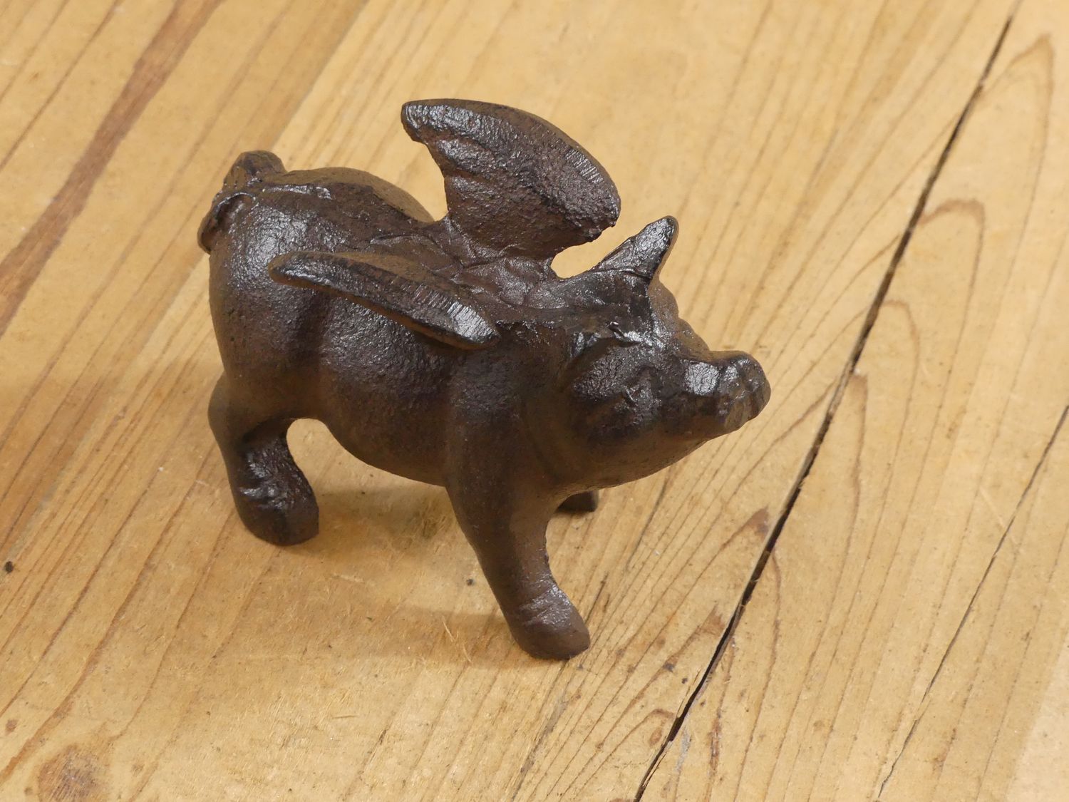 Flying Pig Cast Iron Decor: More Than Just a Paper Weight