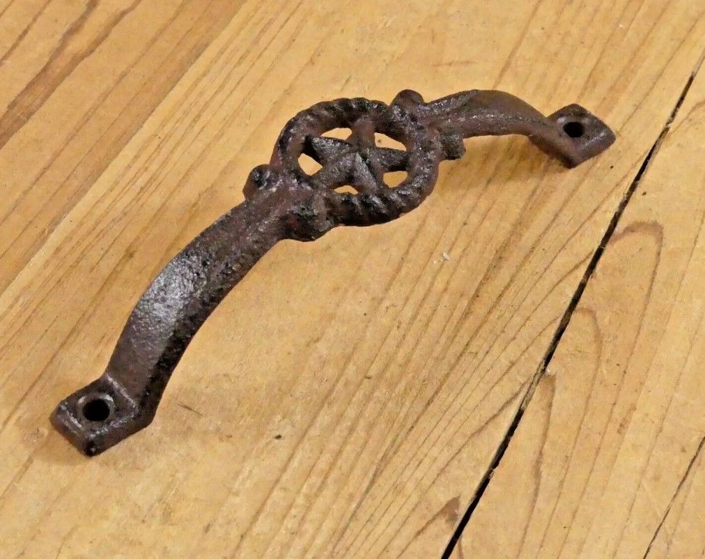 CAST IRON TEXAS STAR PULL
